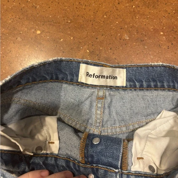 Reformation Dixie High Rise Denim Shorts Size 27 | Cut LY432 Raw Hem Jean Shorts - Picture 3 of 6